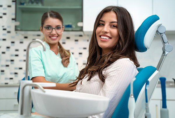 How Dental Bonding Can Benefit Your Oral Health